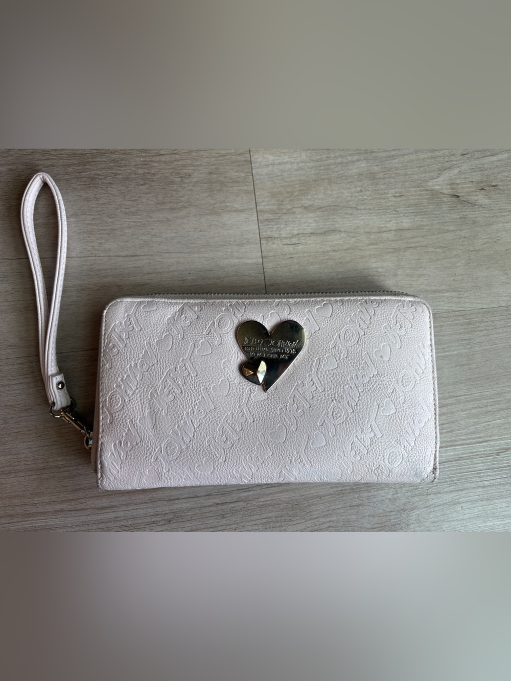 Betsey Johnson Embossed Heart Wristlet in Pale Pink